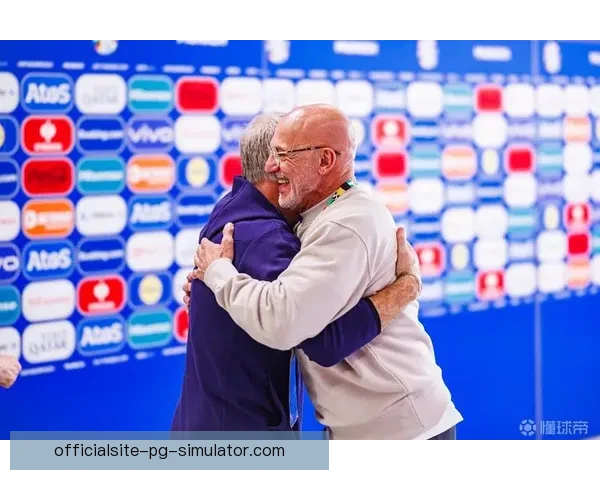 德拉富恩特率领西班牙青春风暴七战全胜夺得冠军历史时刻再现