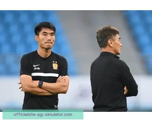 王上源在河南队与国家队双线担纲中场防守与组织核心